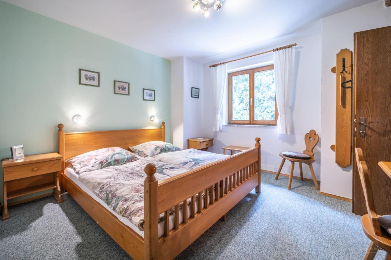 Haus Marianne Apartment Hof bei Salzburg Luaran gambar